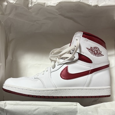 Nike Air Jordan 1 High '85 "Metallic Burgundy"