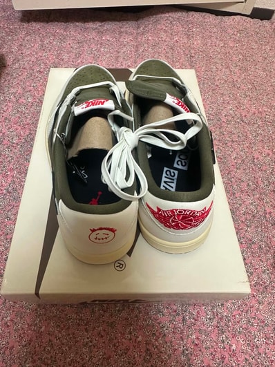 Travis Scott × Nike Air Jordan 1 Low OG SP "Reverse Olive"