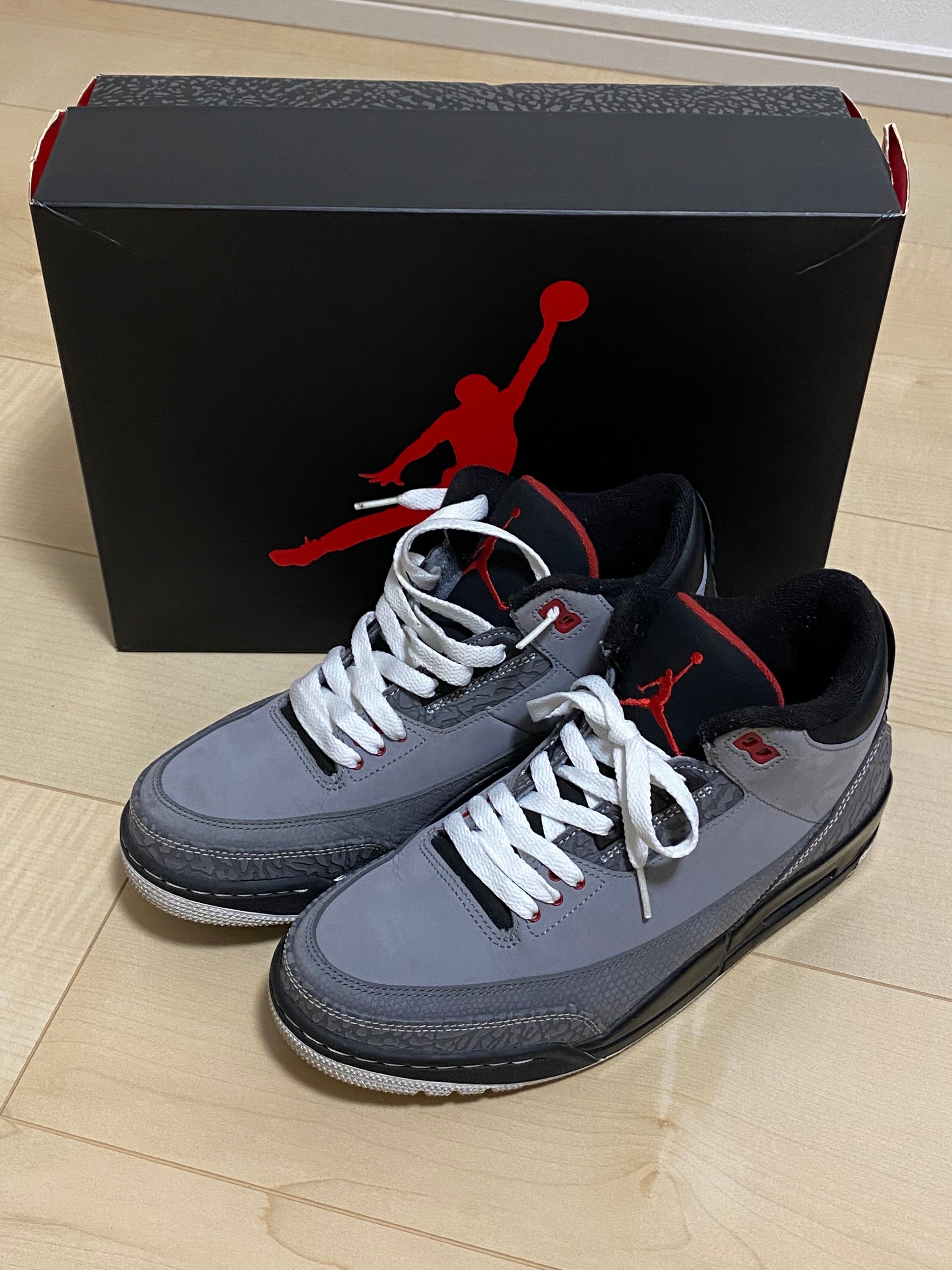 Nike Air Jordan 3 Retro "Stealth"