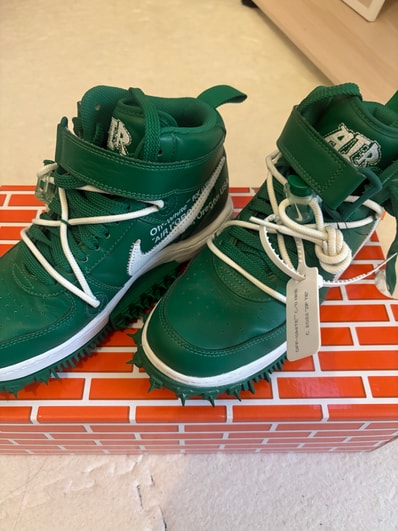 Off-White × Nike Air Force 1 Mid SP LTHR "Pine Green"