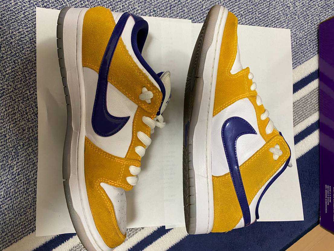 Nike SB Dunk Low "Laser Orange"