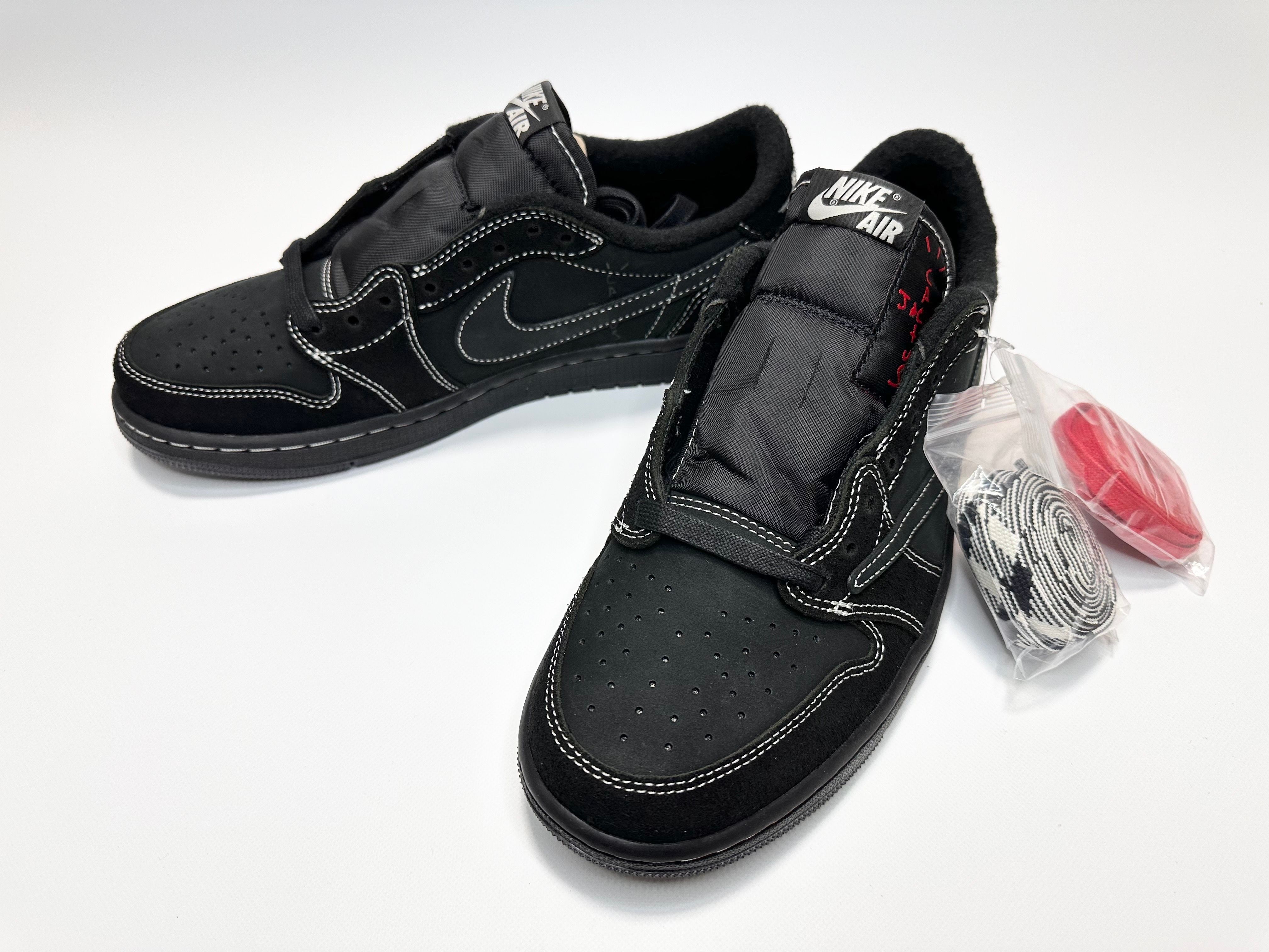 Travis Scott × Nike Air Jordan 1 Low OG SP 