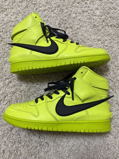 AMBUSH × NIKE DUNK HIGH "FLASH LIME"