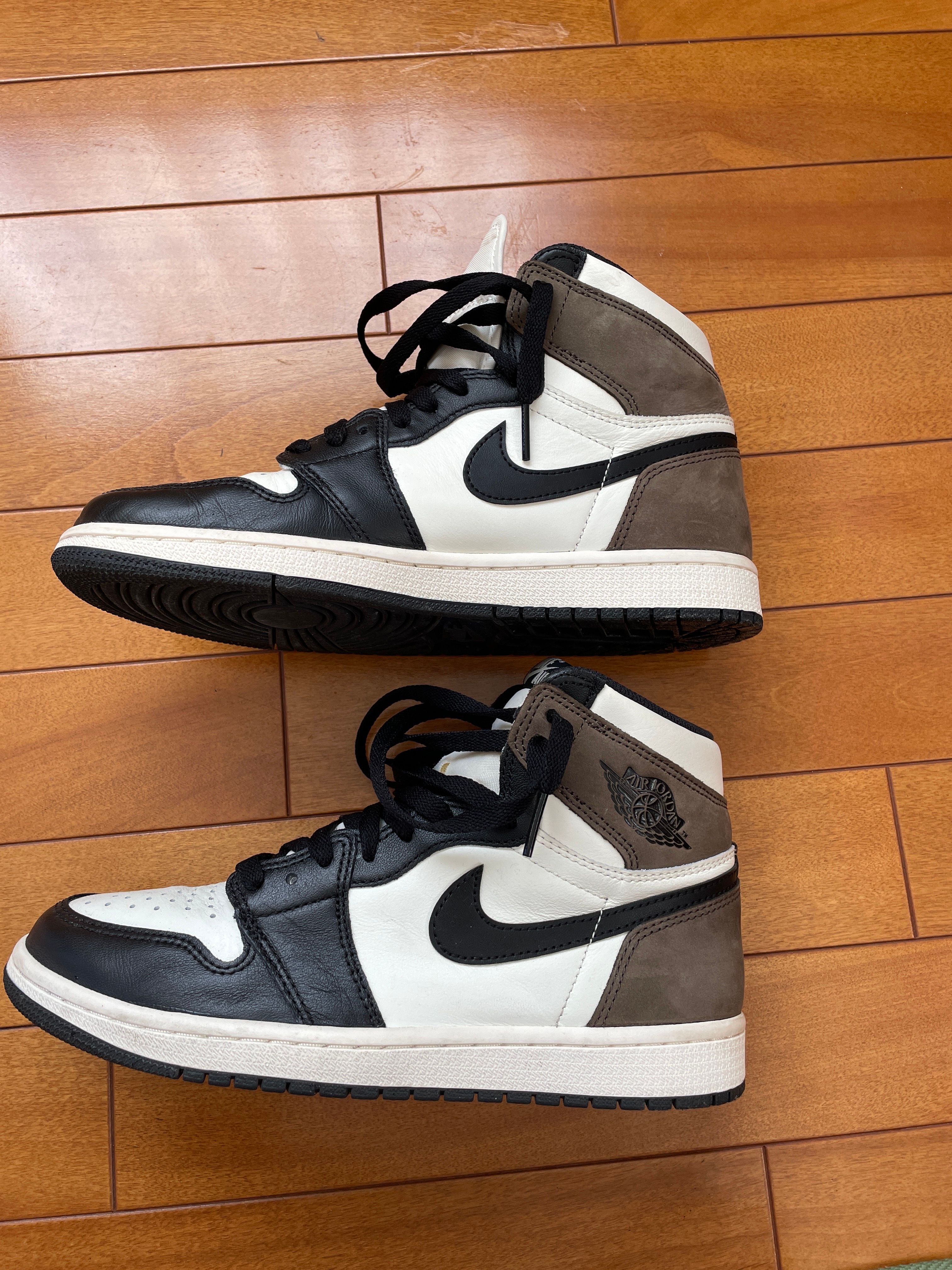 Nike Air Jordan 1 High OG "Sail/Dark Mocha/Black"