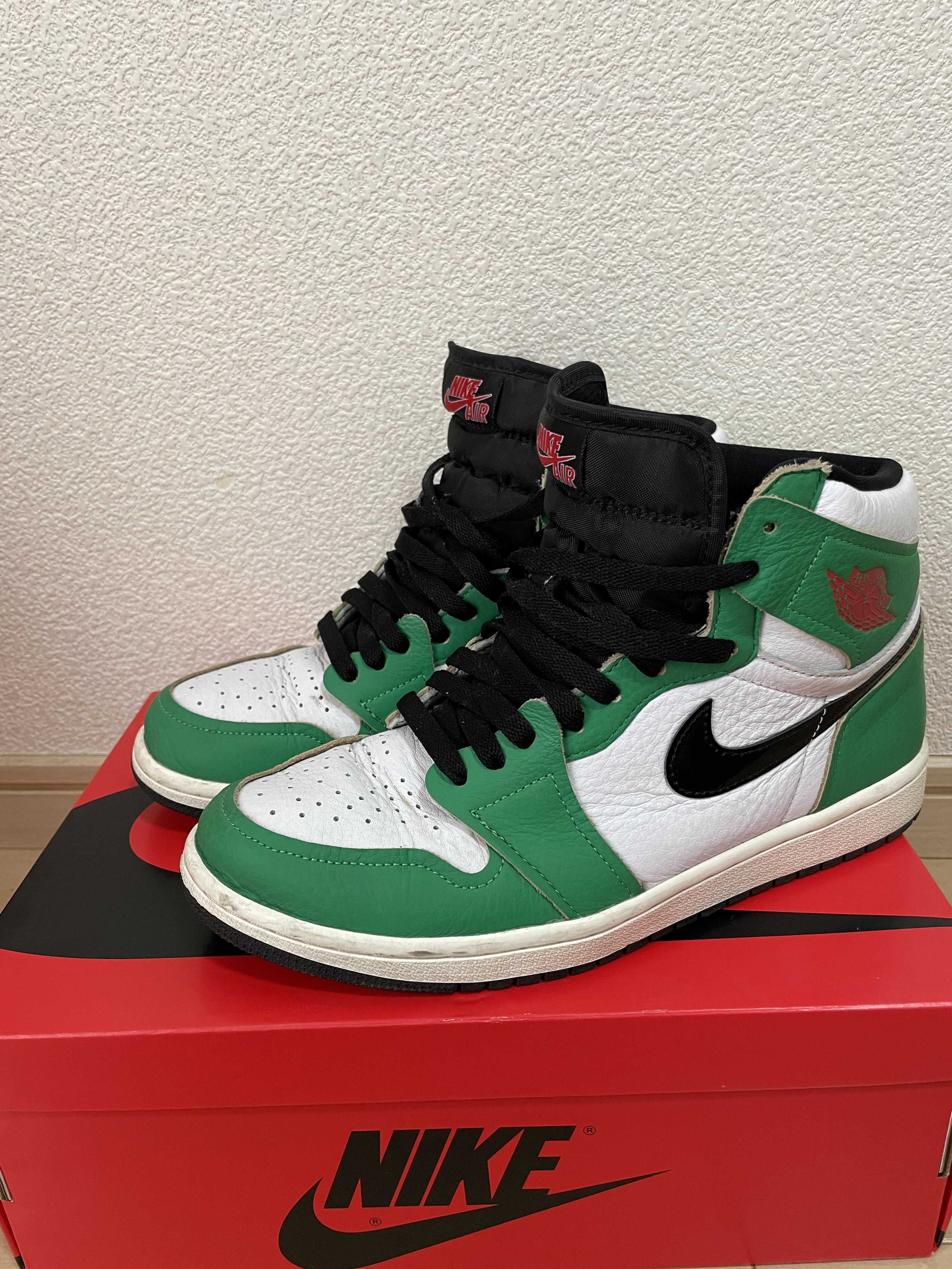 Nike Women's Air Jordan 1 High OG "Lucky Green/White-Sail-Black"