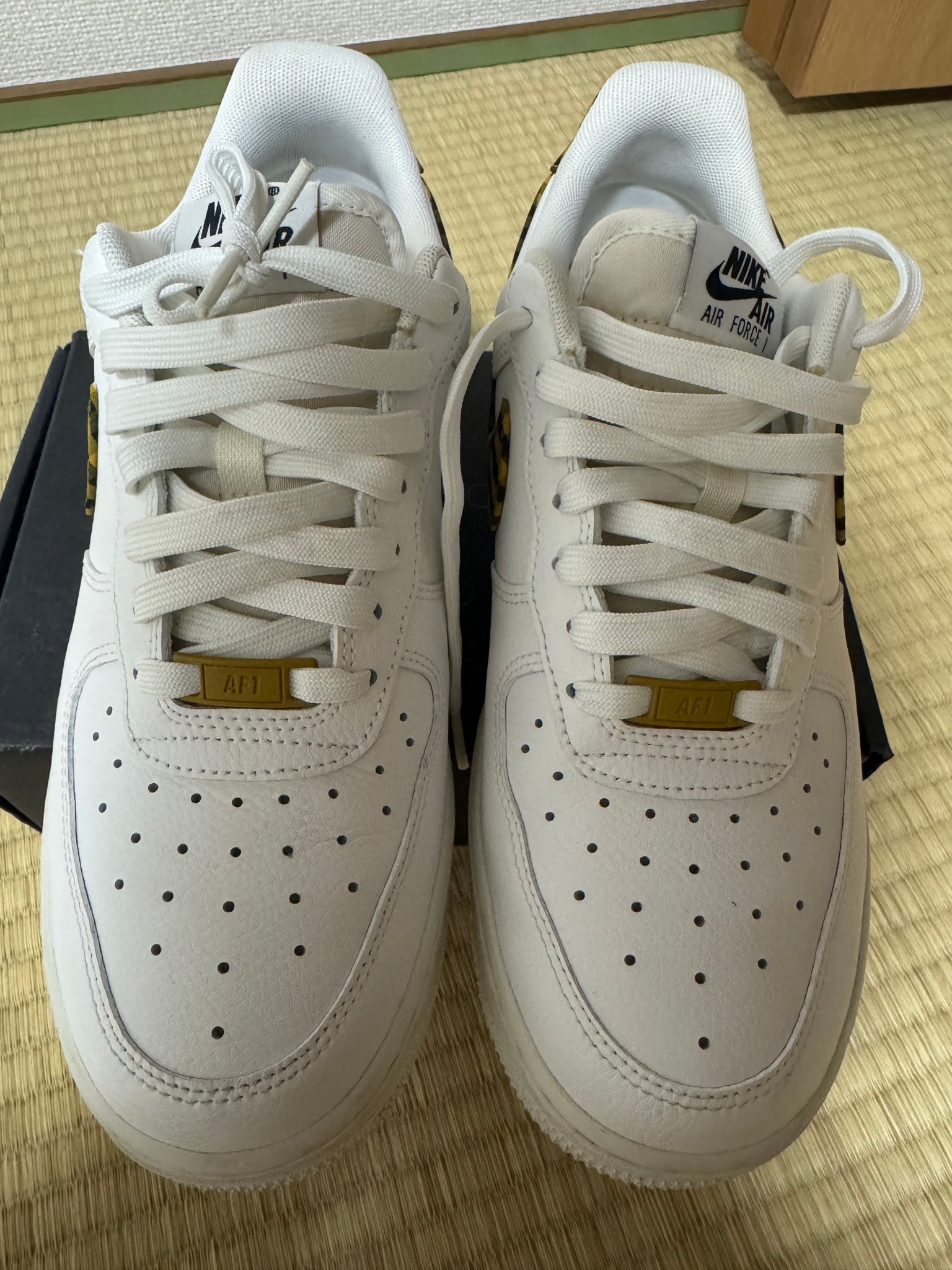 Nike Women's Air Force 1 '07 "Summit White/Black/Bronzine"