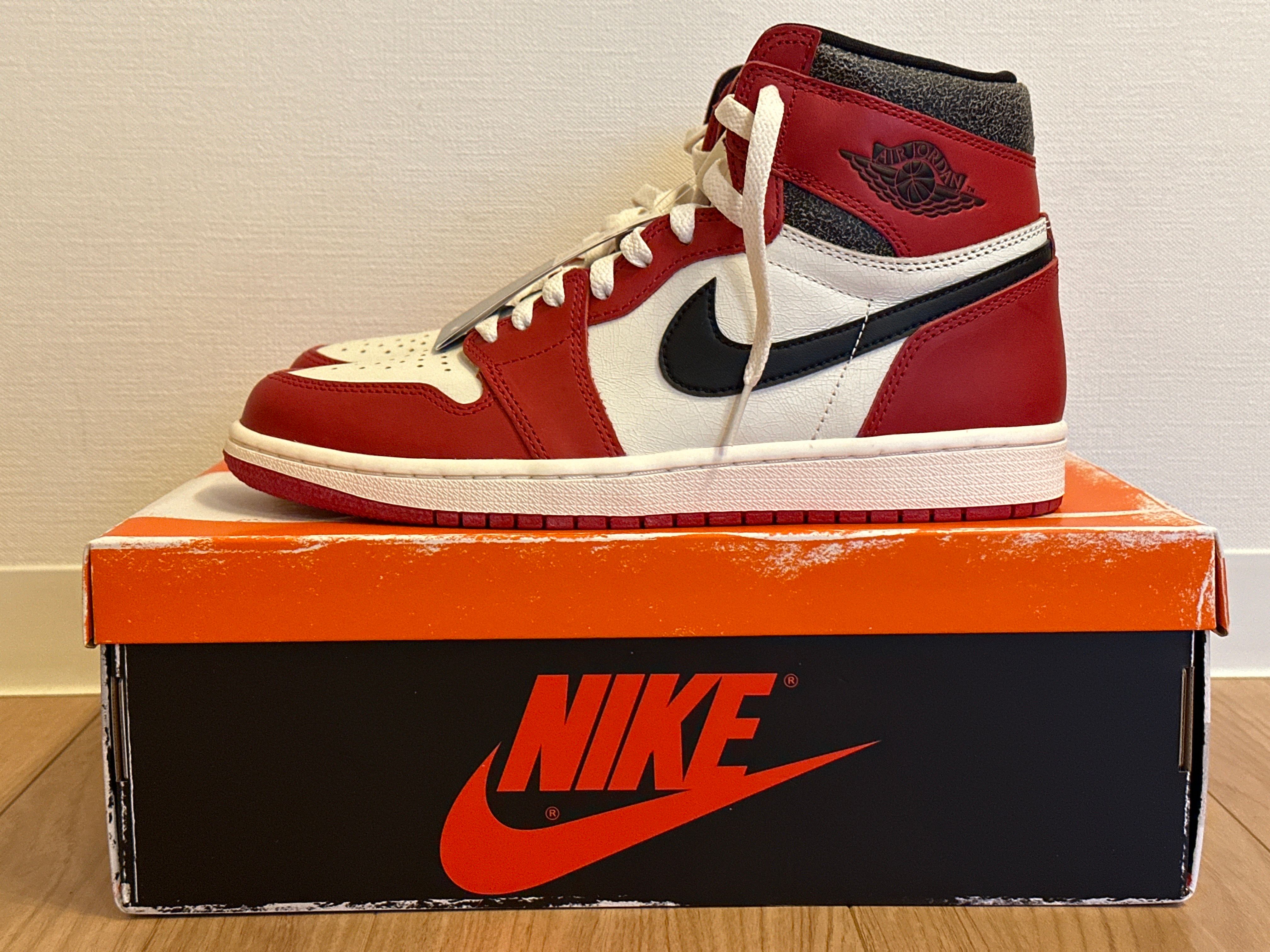 Nike Air Jordan 1 High OG "Lost & Found/Chicago"