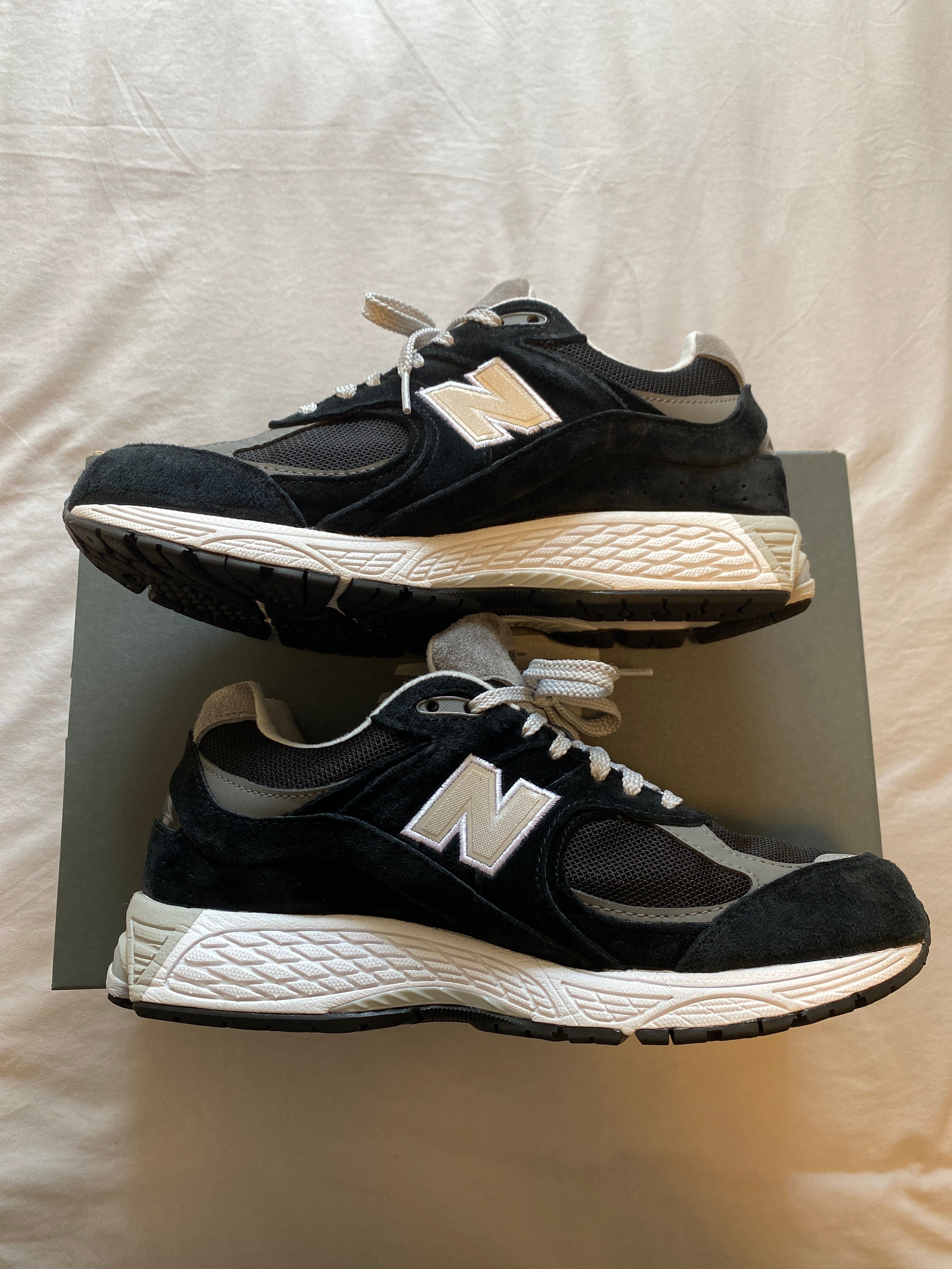 New Balance 2002R GORE-TEX "Black/Gray"
