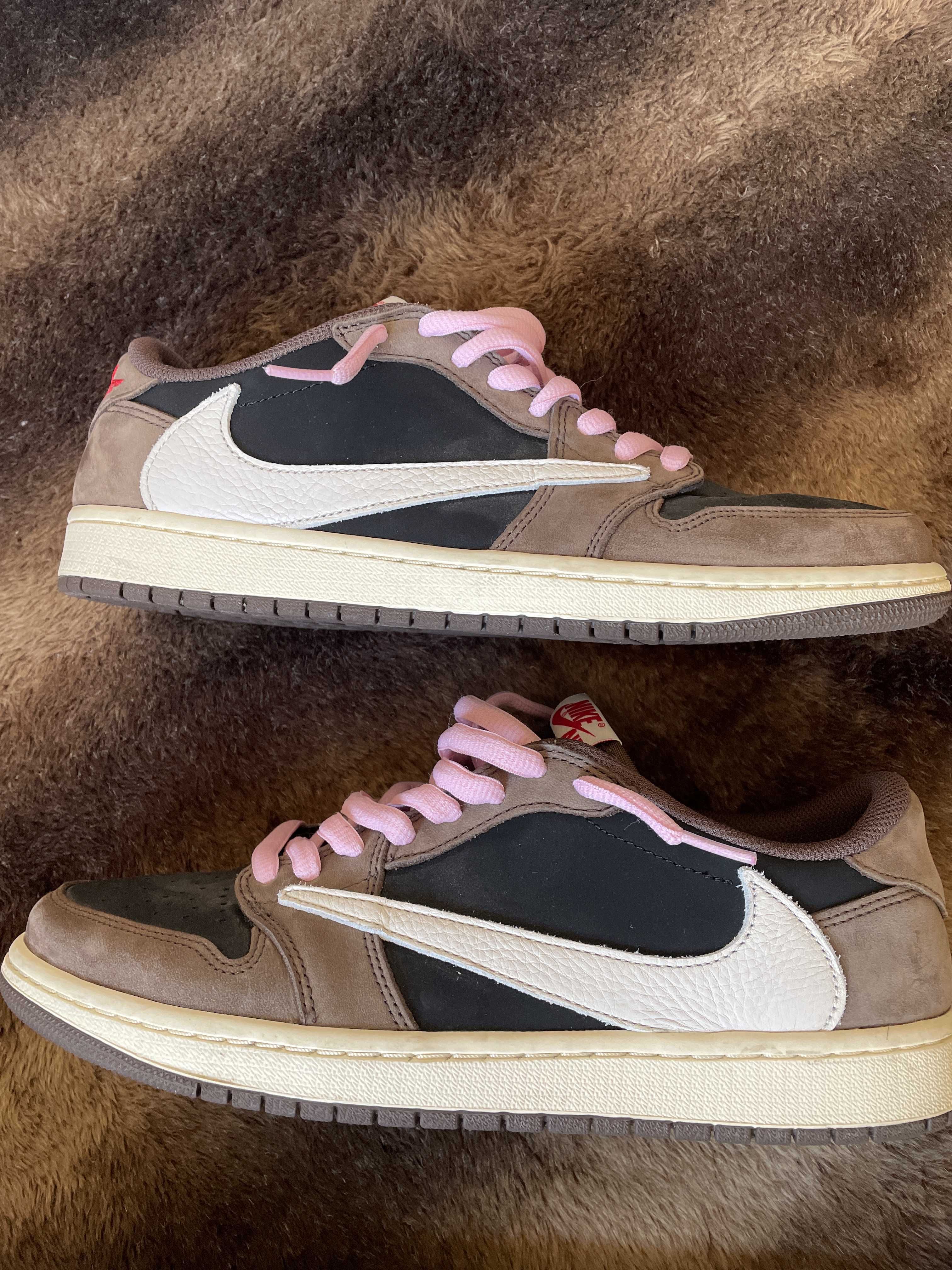 Travis Scott × Nike Air Jordan 1 Low OG SP-T "Black/Dark Mocha"
