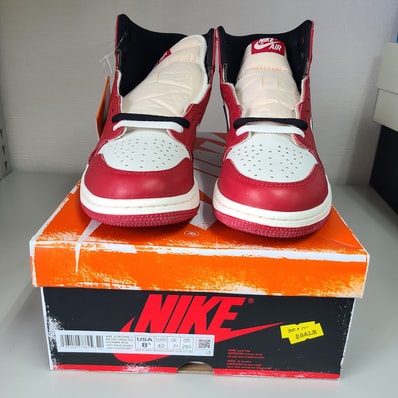 Nike Air Jordan 1 High OG "Lost & Found/Chicago"