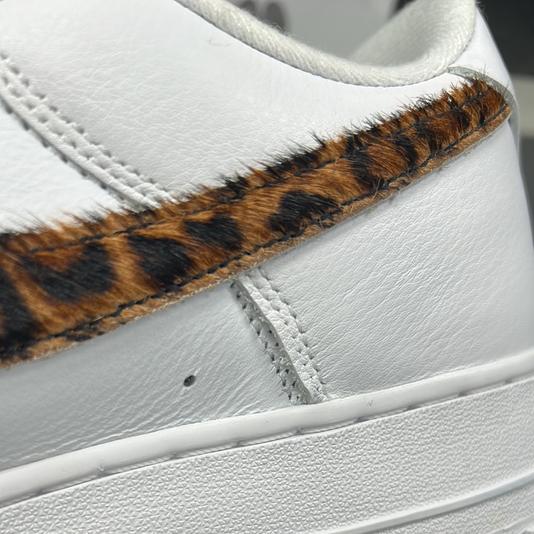 GOODENOUGH × Supreme × Nike Air Force 1 Low "White/Leopard" (25SS Week15)