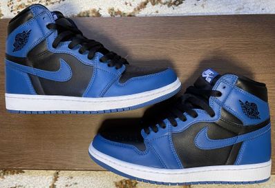 Nike Air Jordan 1 Retro High OG "Dark Marina Blue"