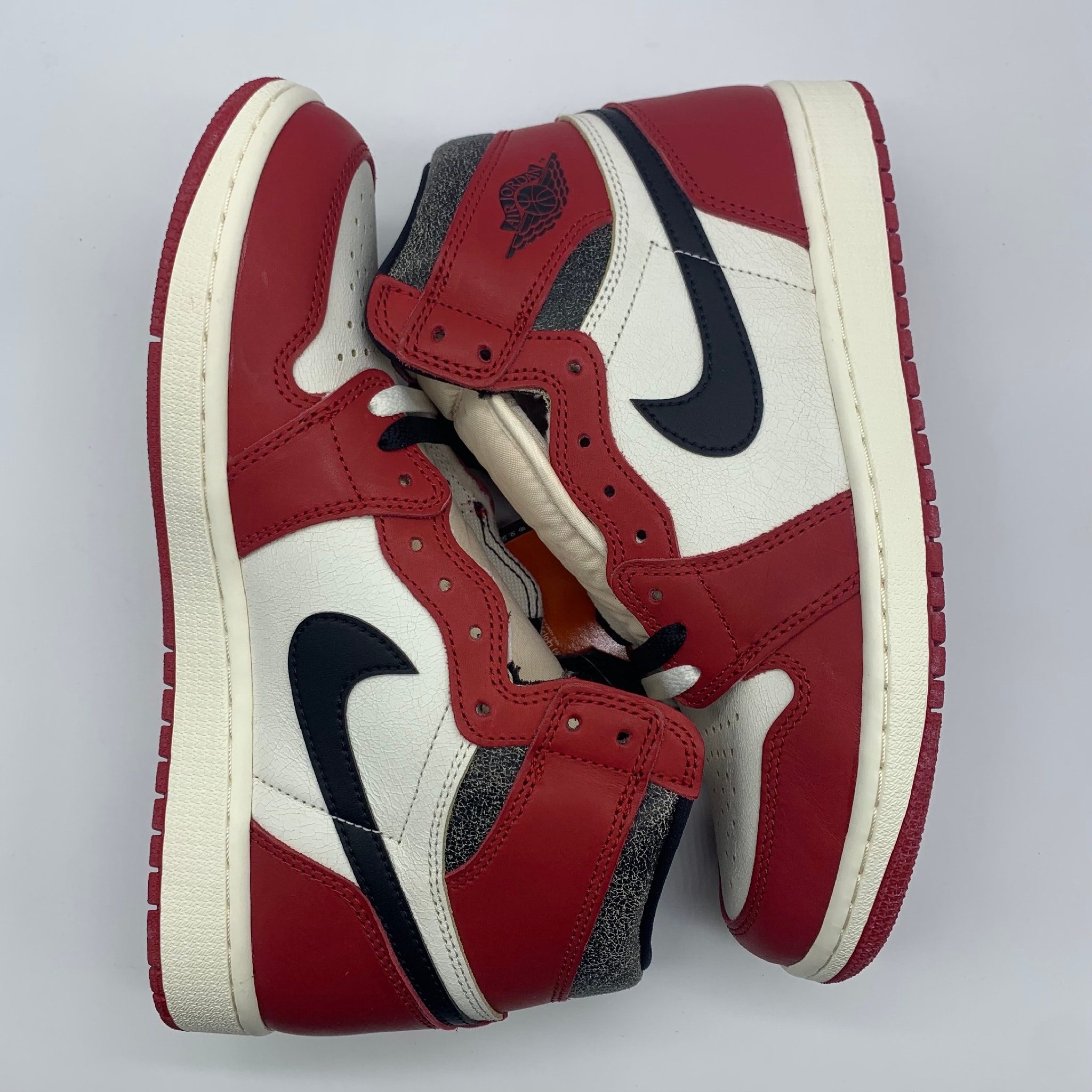 Nike Air Jordan 1 High OG "Lost & Found/Chicago"