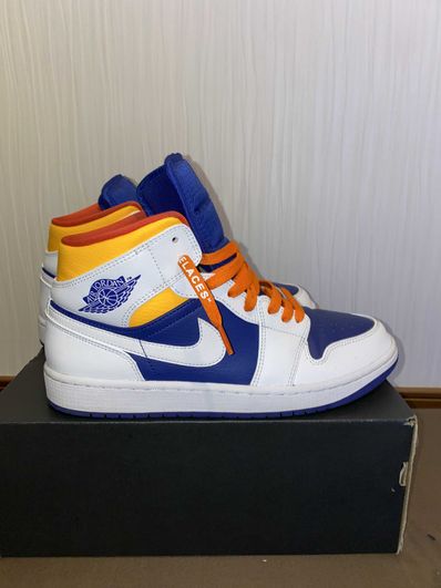 NIKE AIR JORDAN 1 MID "WHITE/NAVY/YELLOW"