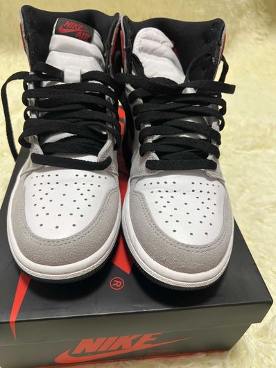 Nike Air Jordan 1 High OG "White/Black/Light Smoke Grey"