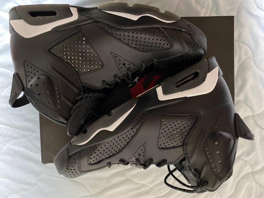 NIKE AIR JORDAN 6 RETRO "BLACK CAT"