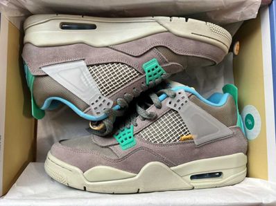 UNION × Nike Air Jordan 4 SP "Taupe Haze"