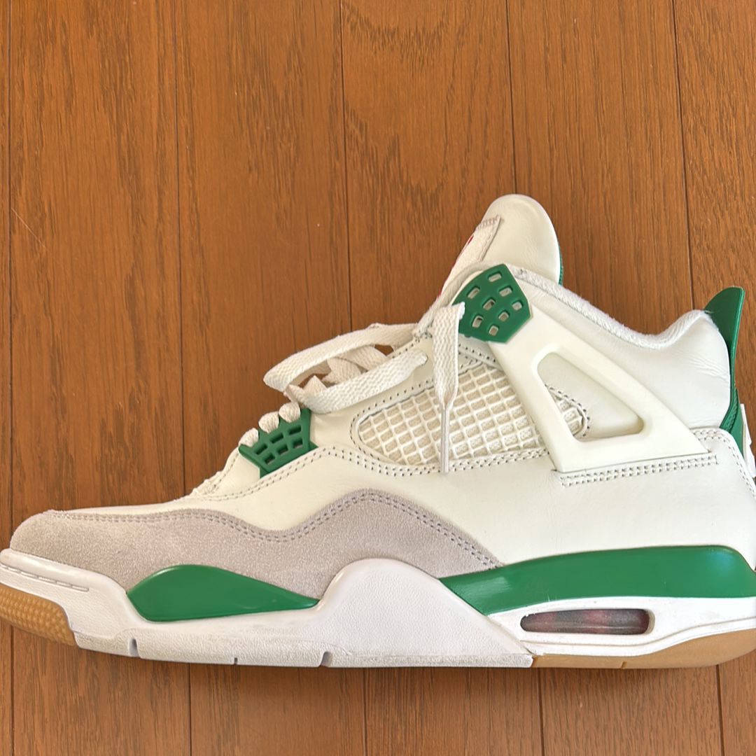 Nike SB × Air Jordan 4 Retro SP "Pine Green"