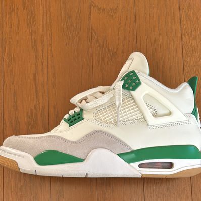 Nike SB × Air Jordan 4 Retro SP "Pine Green"