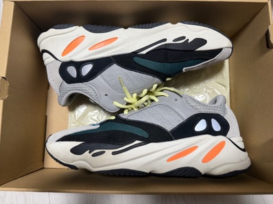 adidas YEEZY Boost 700 "Wave Runner"