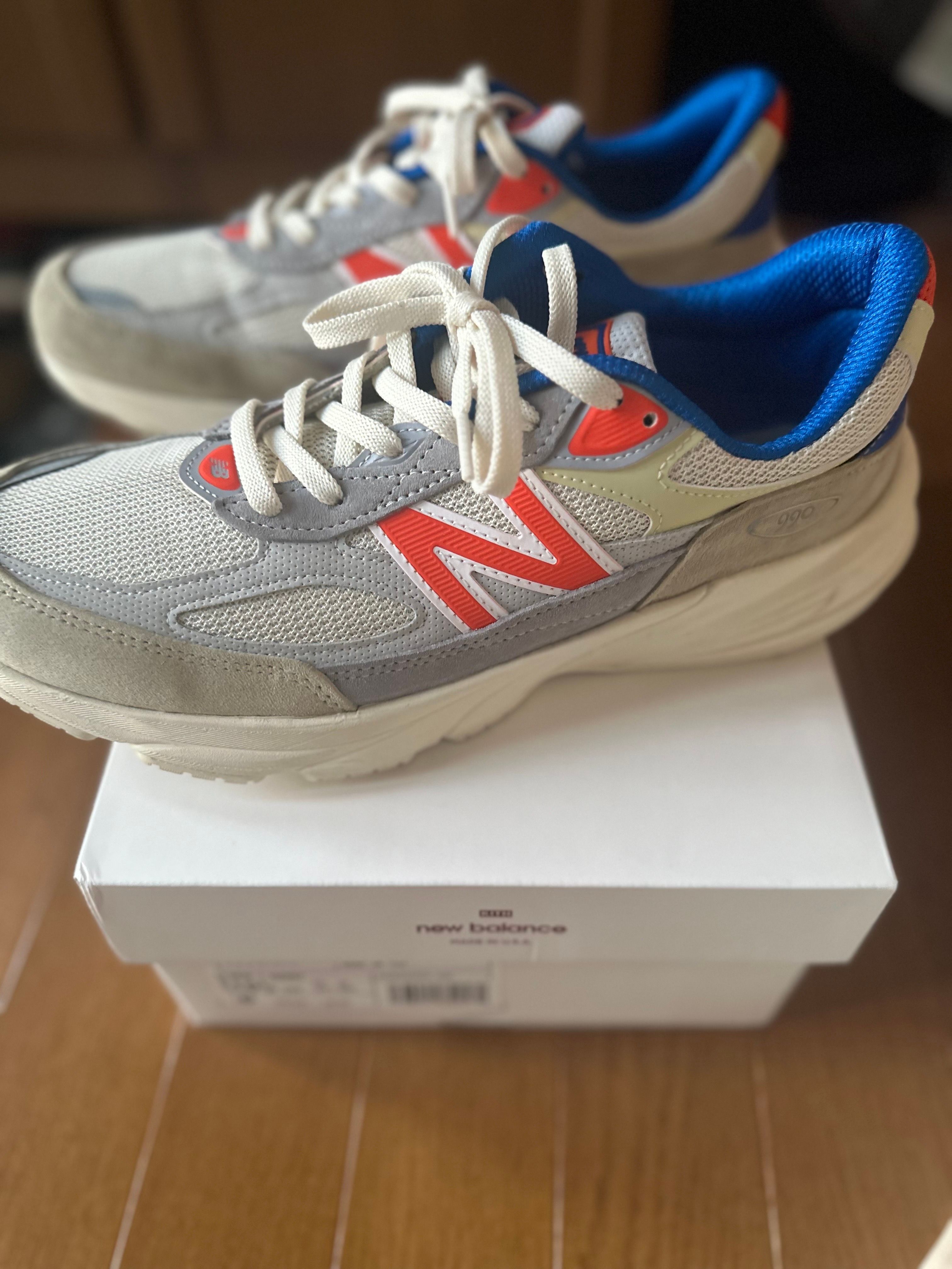 KITH × New Balance 990V6 Madison Square Garden "Sanddrift"