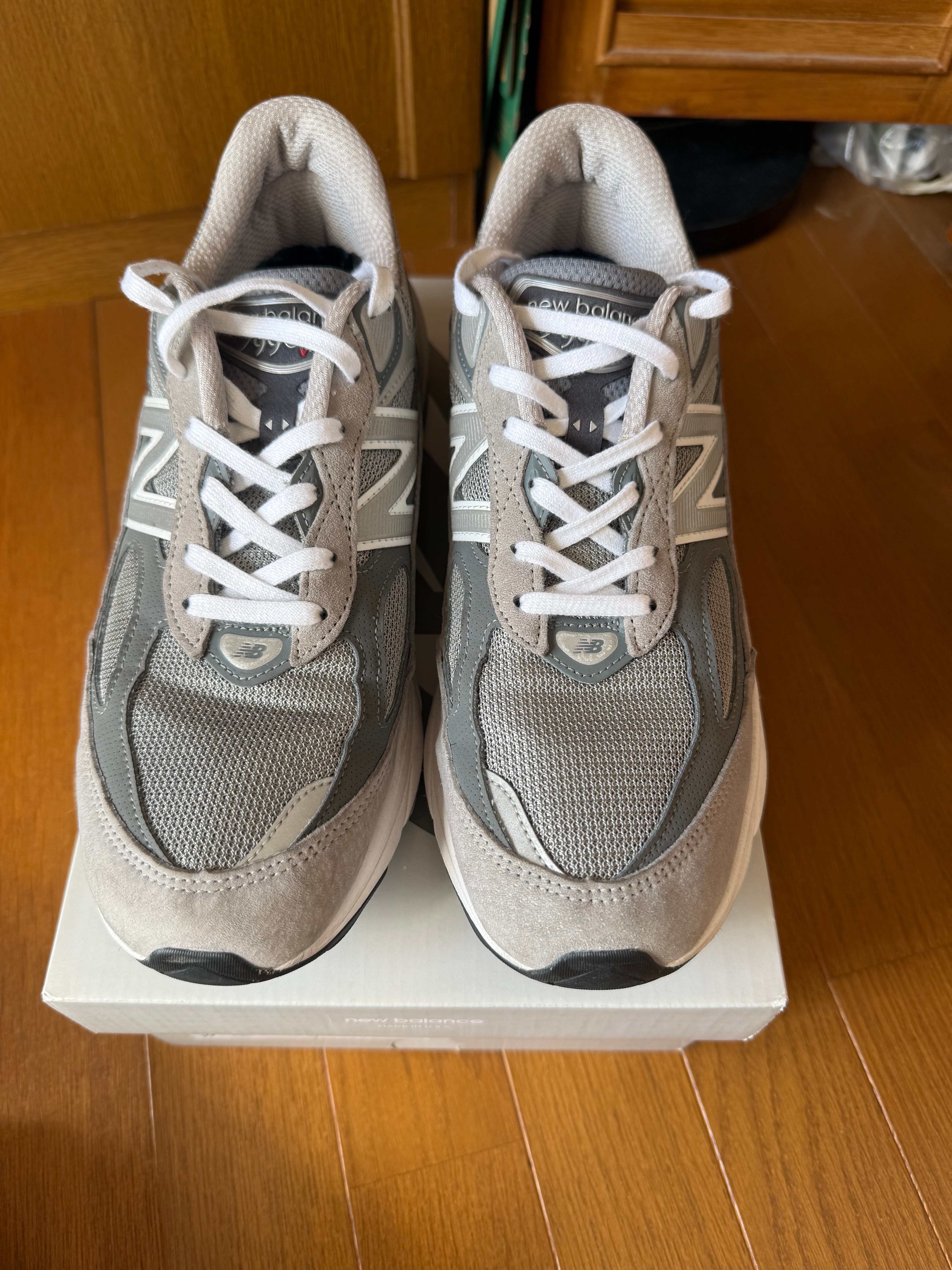 New Balance 990V6 "Gray" (Heel Logo NB)
