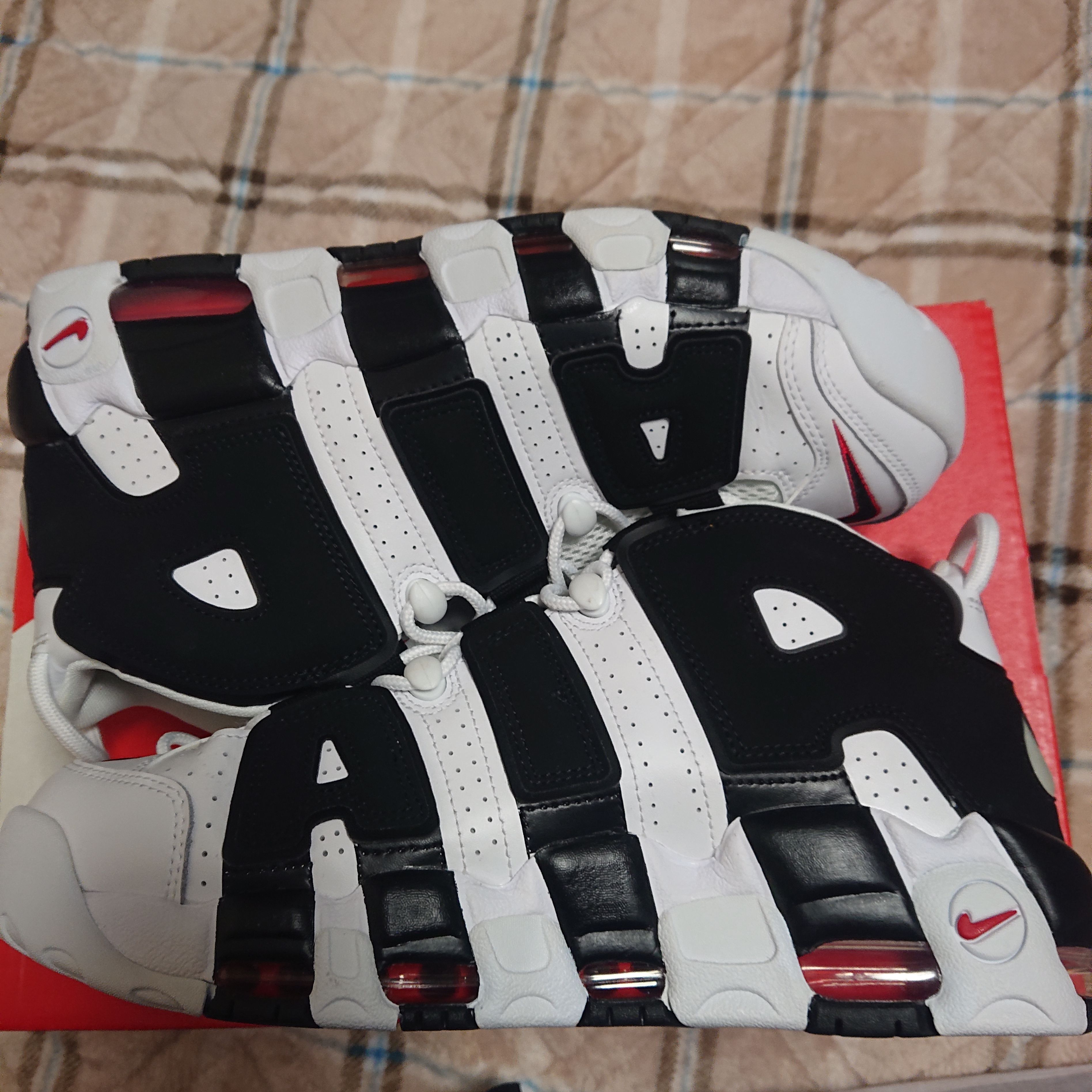 NIKE AIR MORE UPTEMPO "WHITE/BLACK/UNIVERSITY RED"(2020)