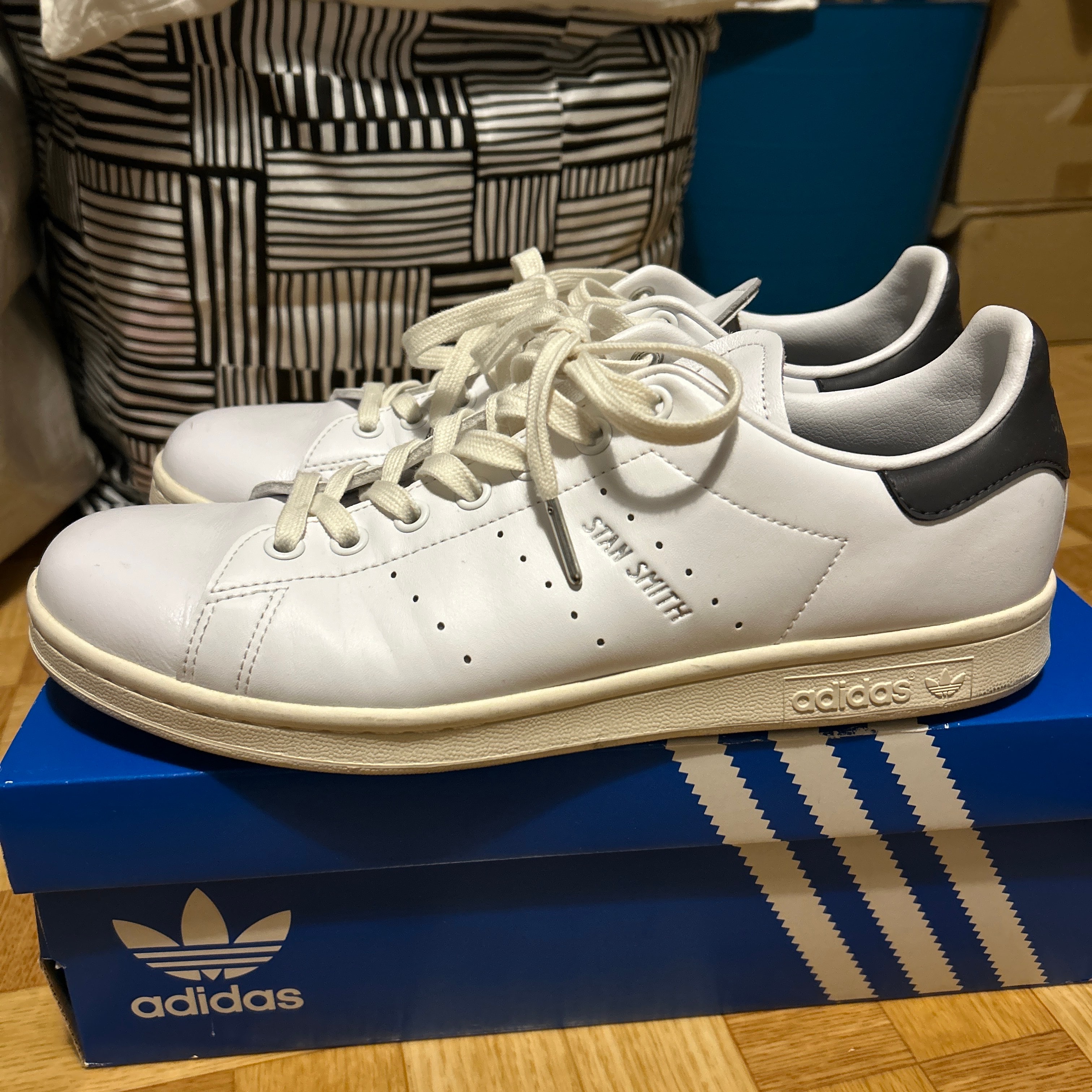 adidas Stan Smith Tomorrowland "Footwear White/Chalk White/Grey Five"