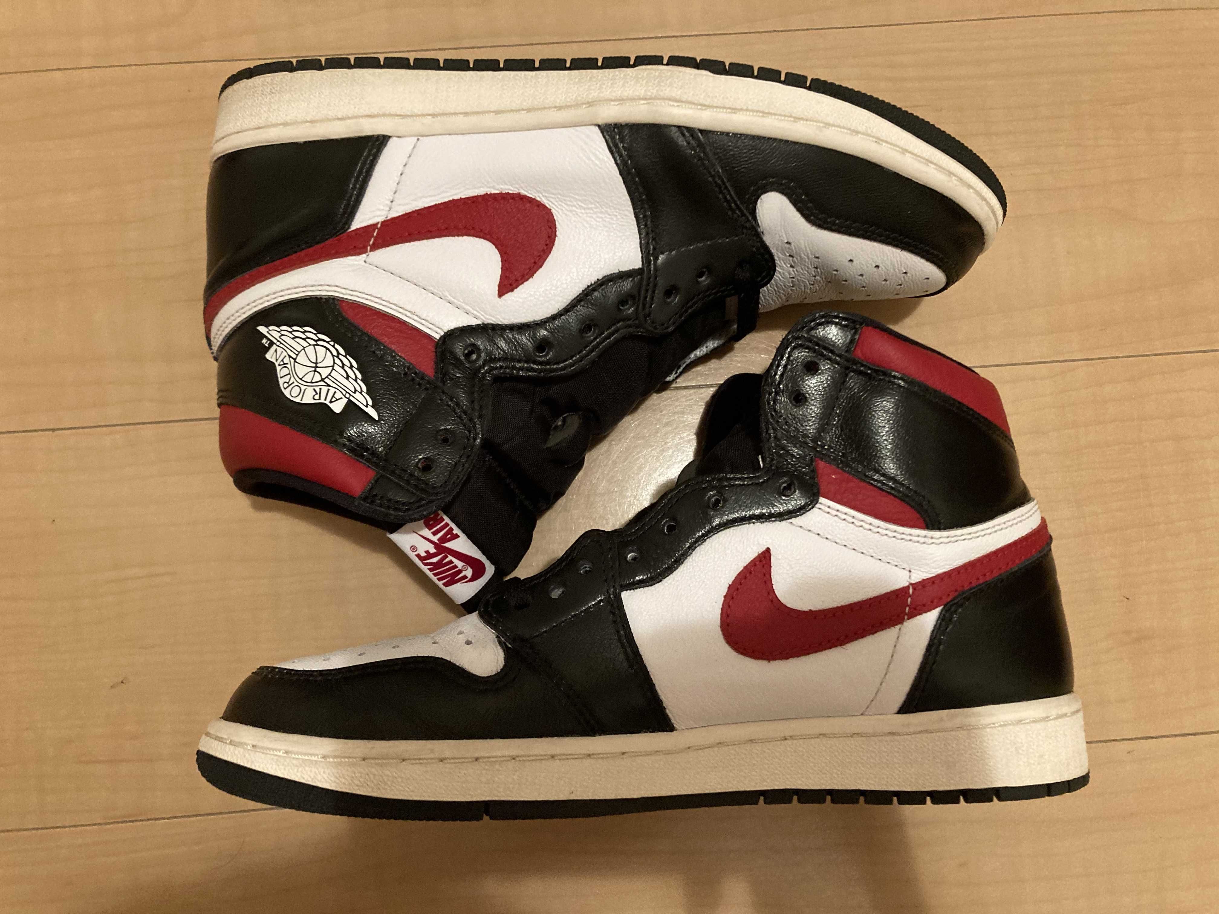 Nike Air Jordan 1 Retro High "Black/White/Sail/Gym Red"