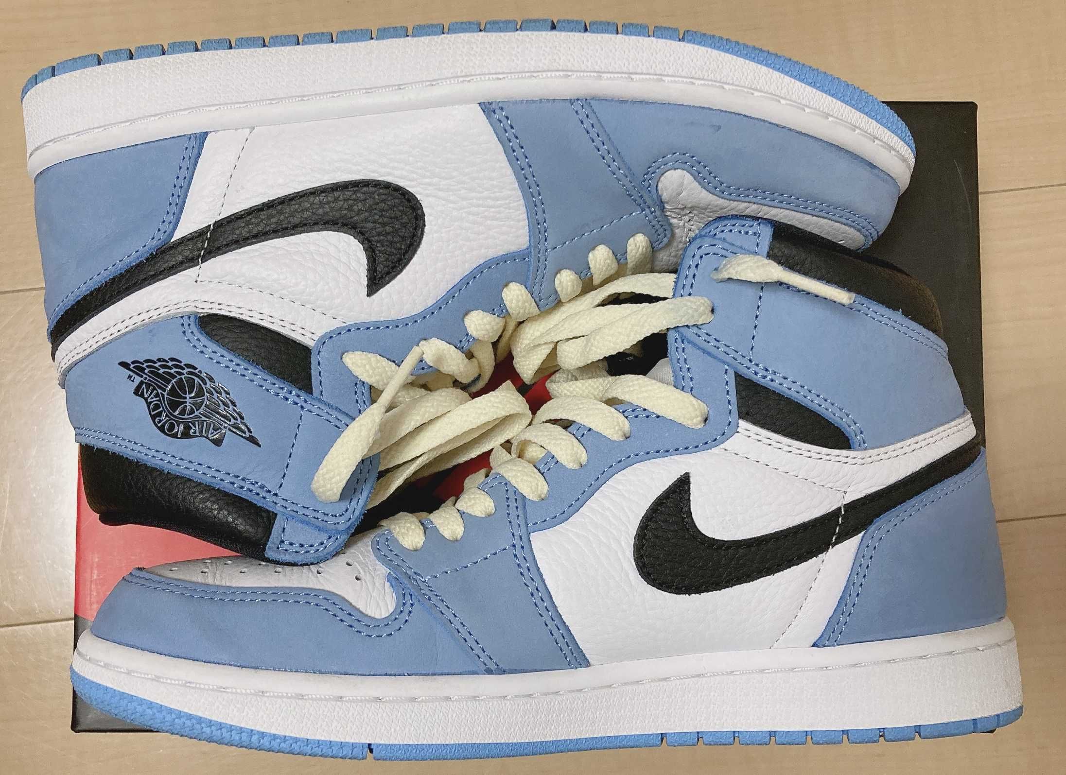 Nike Air Jordan 1 High OG "University Blue"