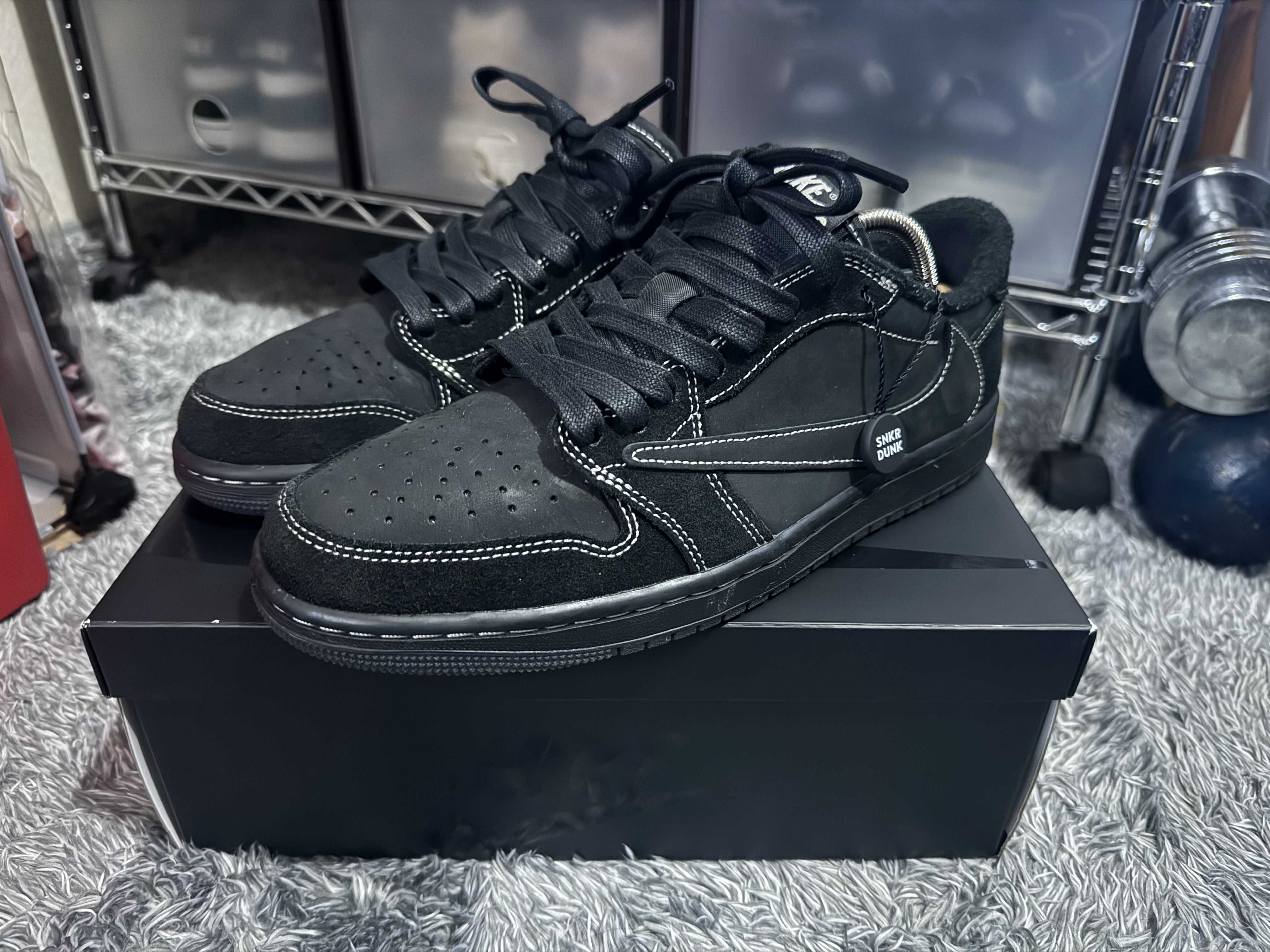 Travis Scott × Nike Air Jordan 1 Low OG SP "Black Phantom"