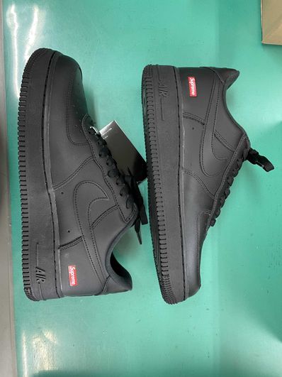 Supreme × Nike Air Force 1 Low "Black"