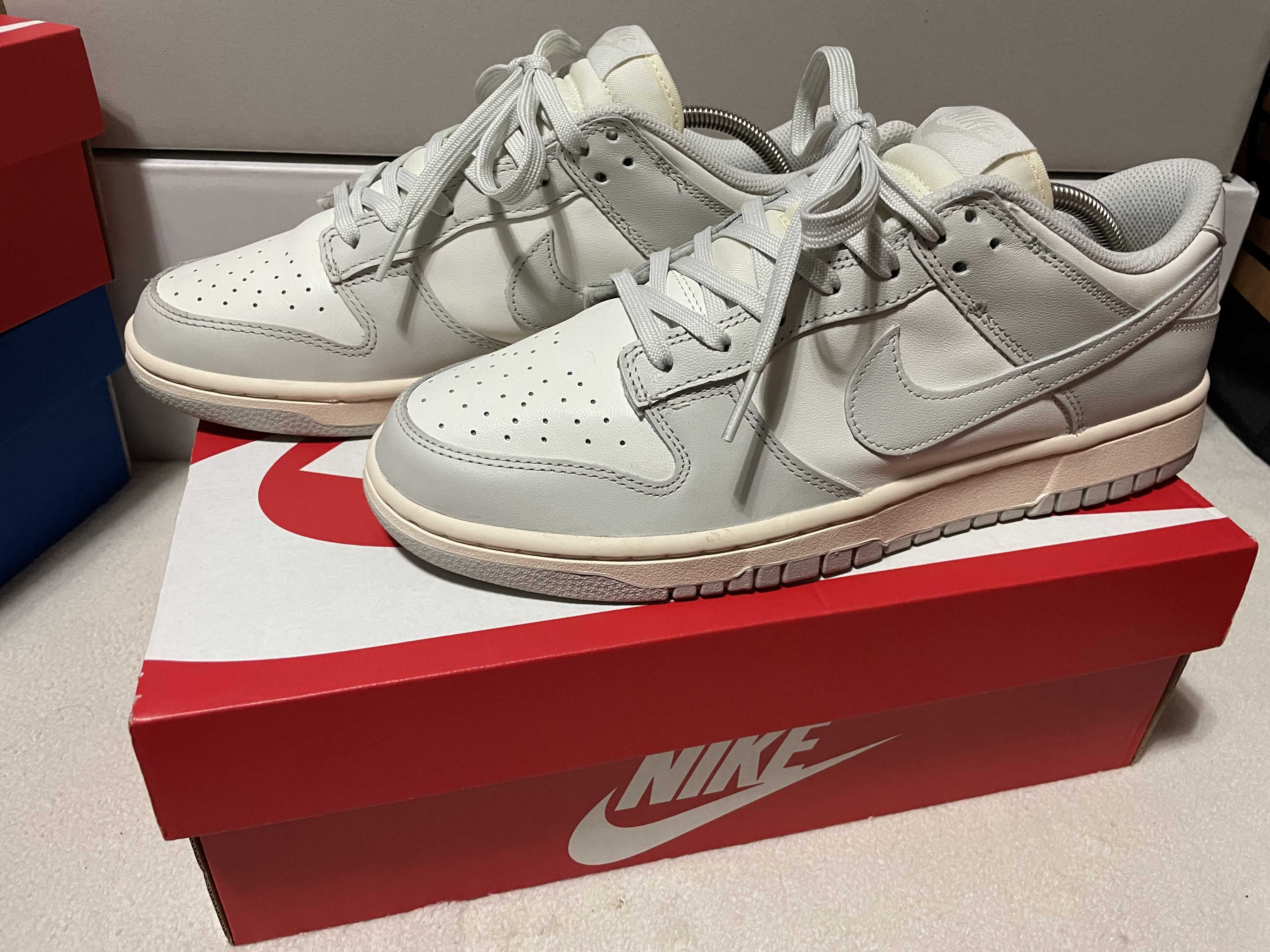 Nike Women's Dunk Low "Light Bone"