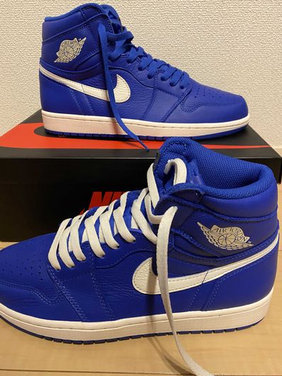 NIKE AIR JORDAN 1 RETRO HIGH "HYPER ROYAL"