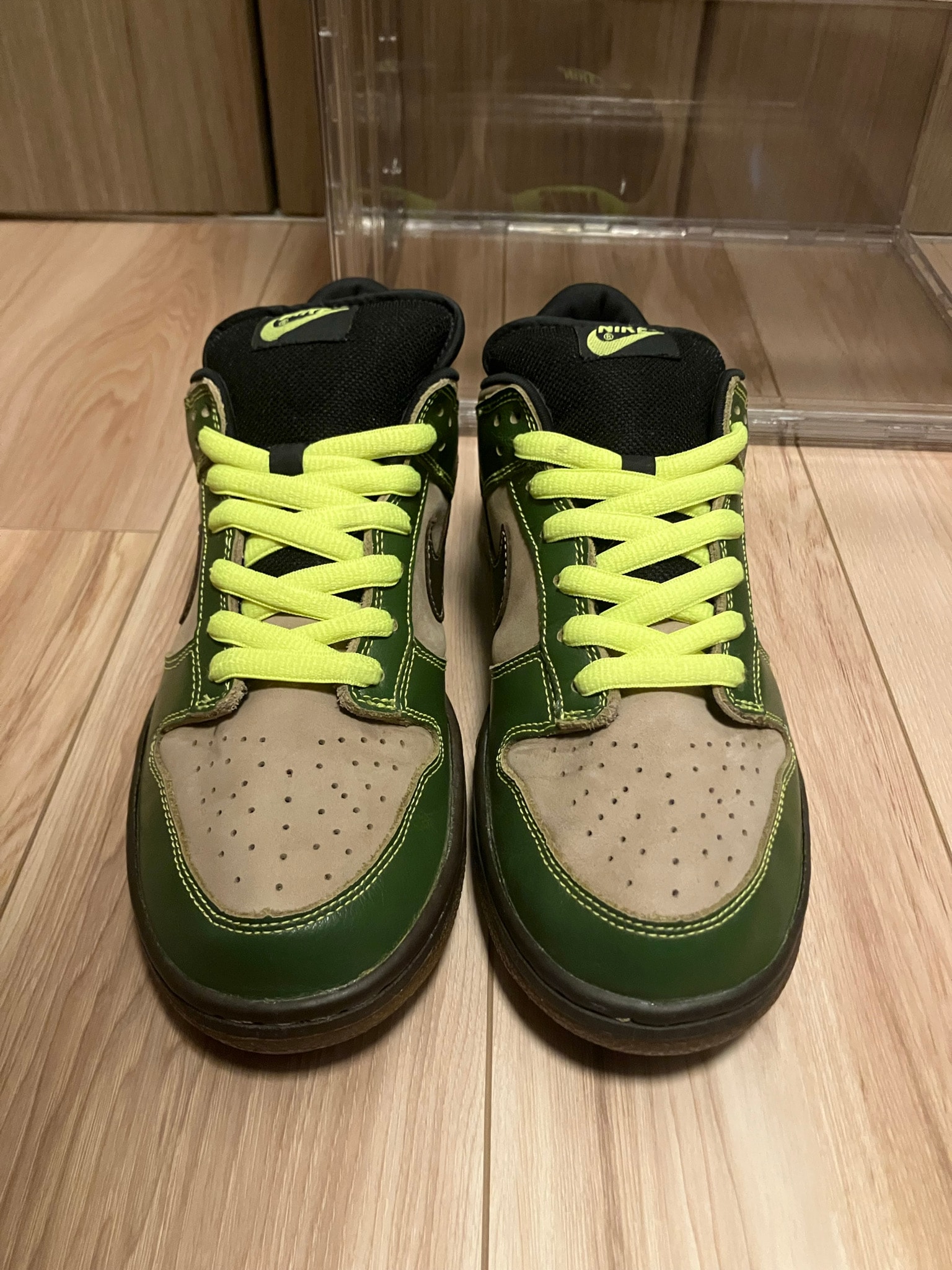 Nike SB Dunk Low "Jedi"