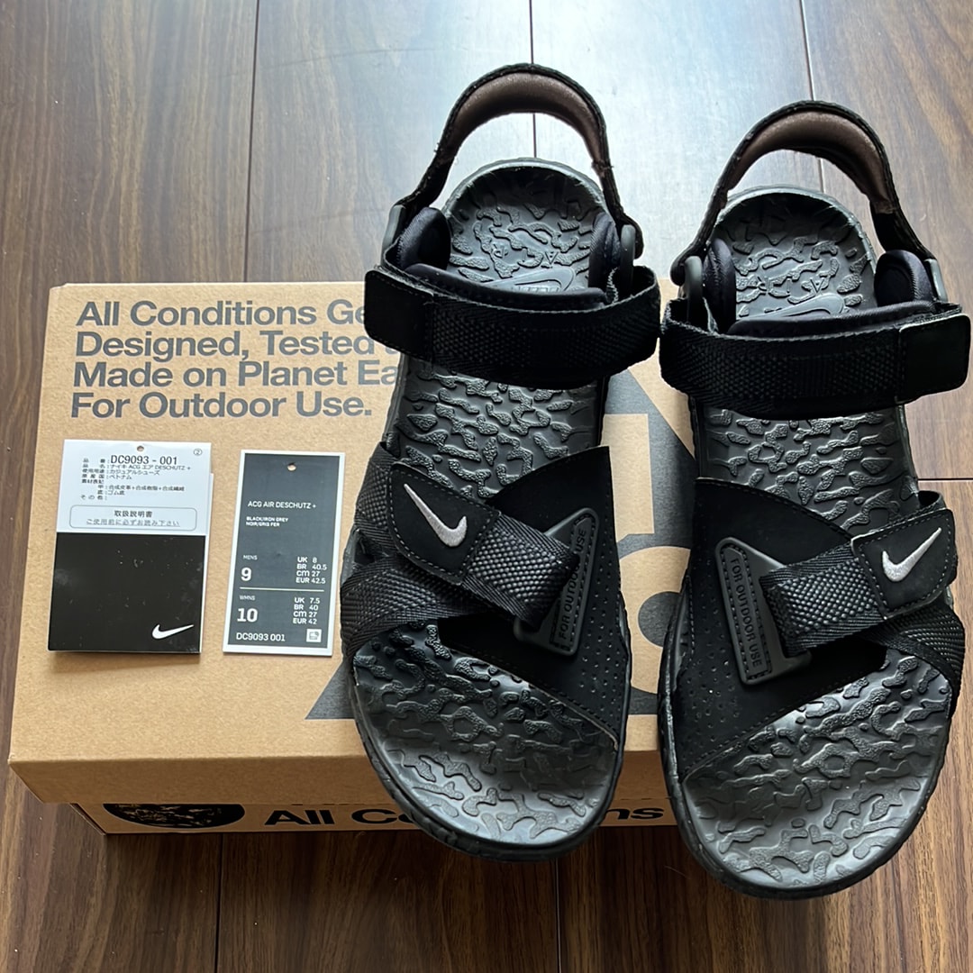 Nike ACG Air Deschutz + "BLACK"