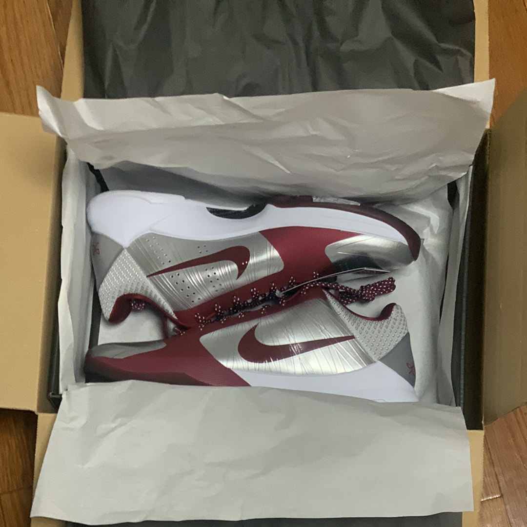 Nike Kobe 5 Protro "Lower Merion Aces Away"