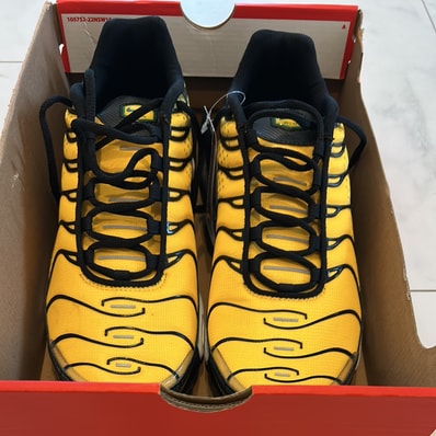 Nike Air Max Plus "Varsity Maize/Pine Green/White/Black"