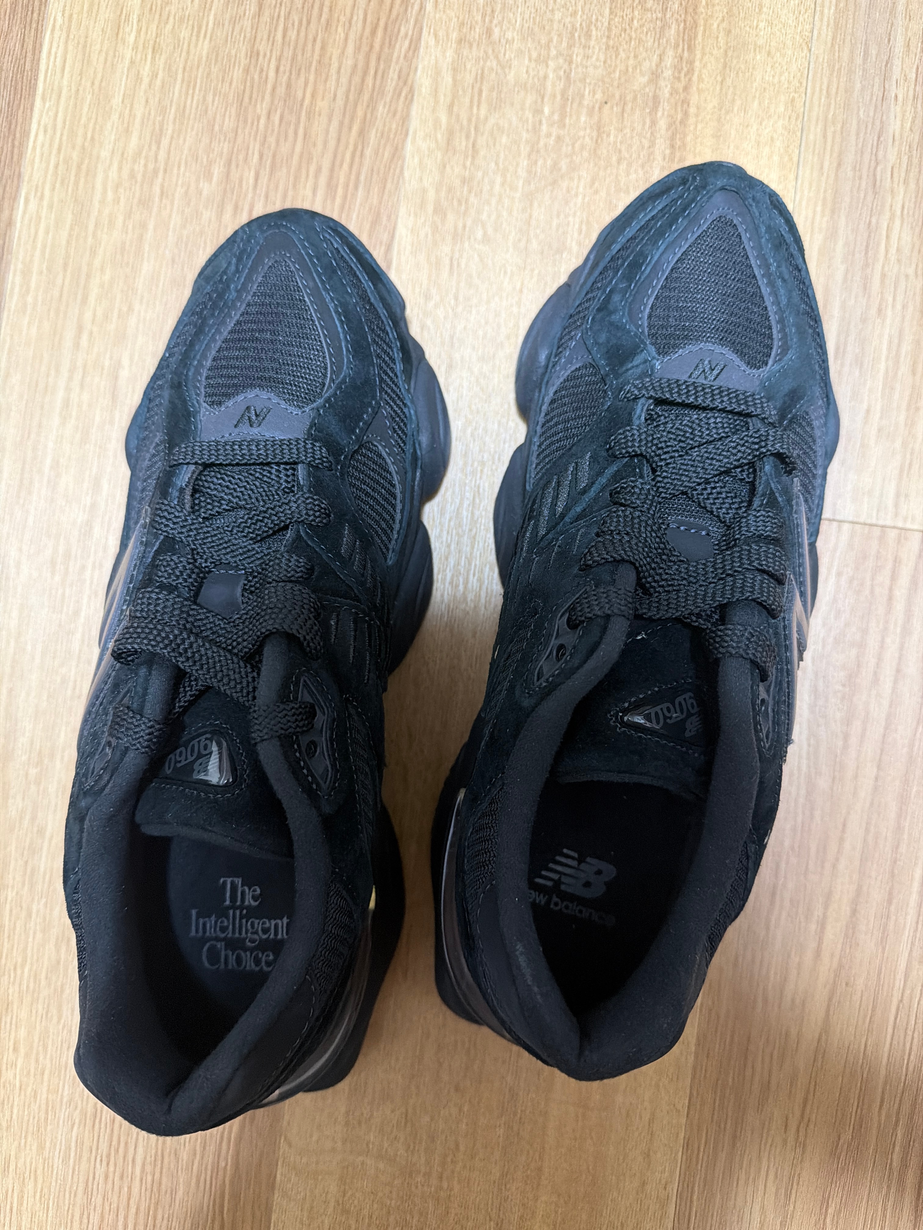 New Balance 9060 "Triple Black"