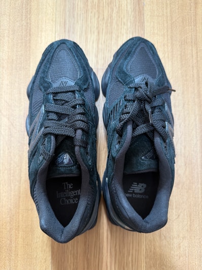 New Balance 9060 "Triple Black"