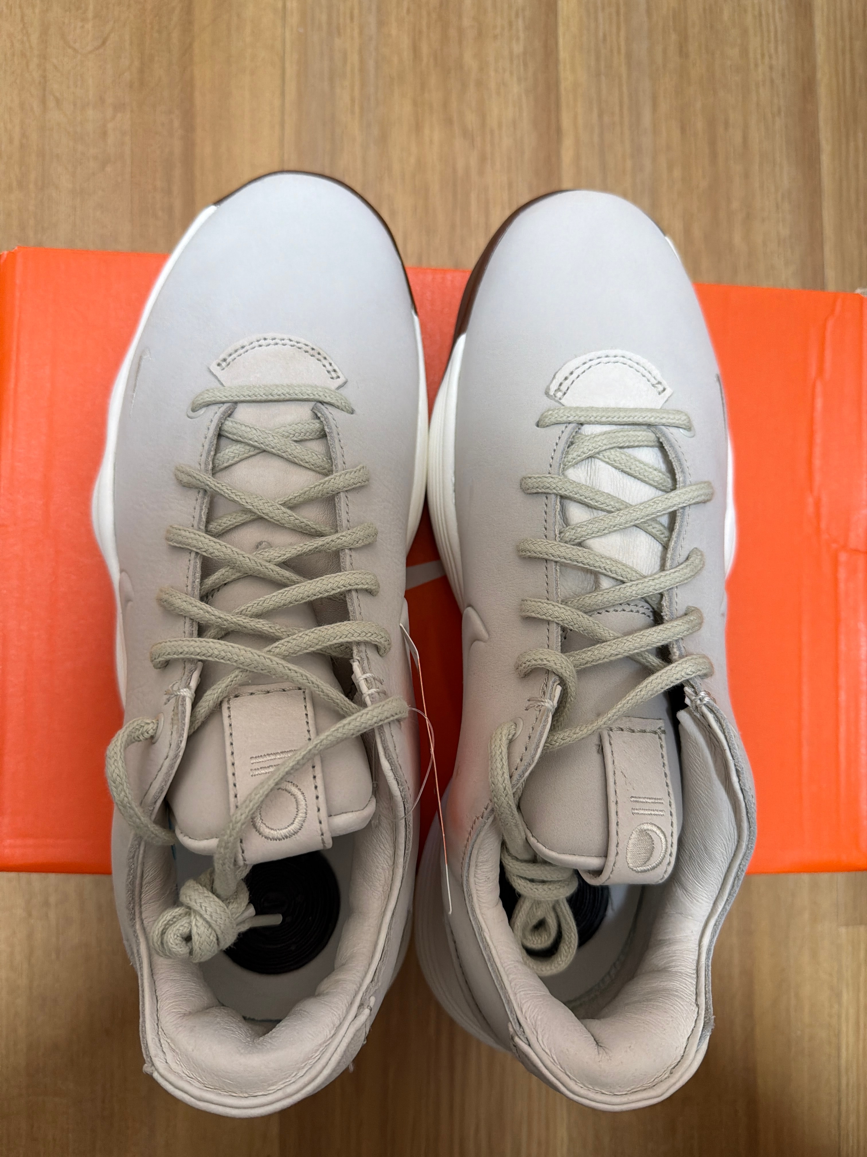 Nike Hyperdunk 2017 Low LMTD "Light Bone Sail"