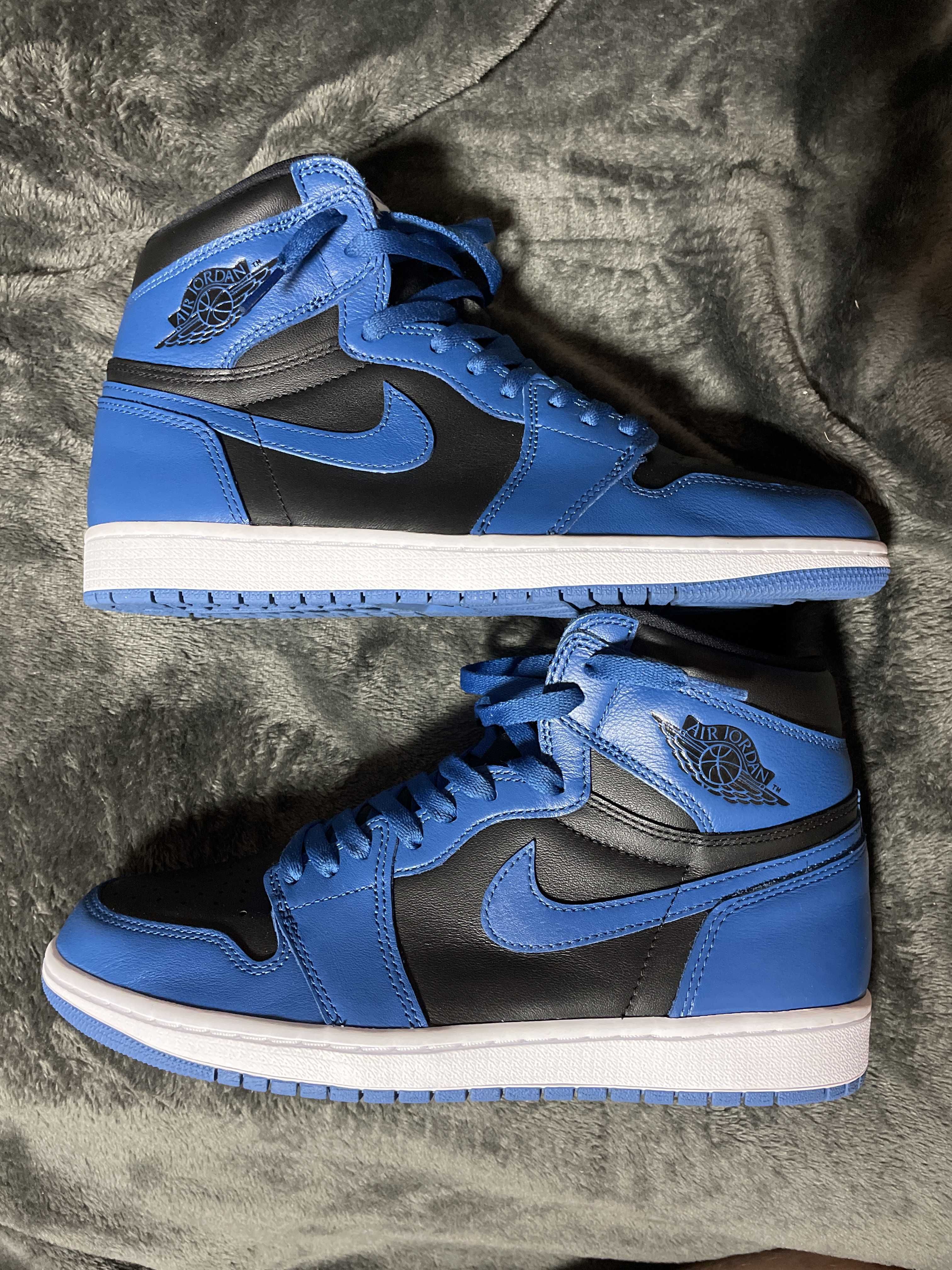 Nike Air Jordan 1 Retro High OG "Dark Marina Blue"