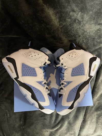Nike Air Jordan 6 "UNC"
