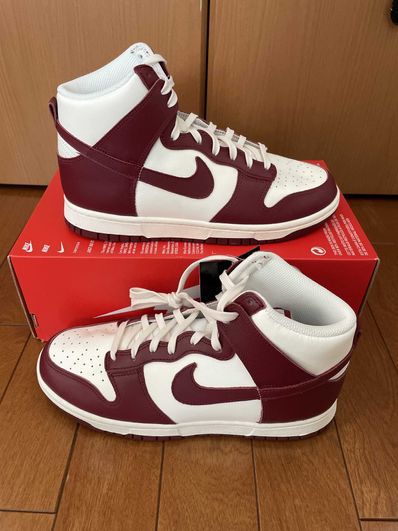 NIKE Women's DUNK HIGH "TEAM RED"