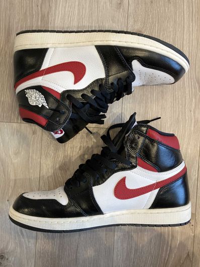 Nike Air Jordan 1 Retro High "Black/White/Sail/Gym Red"