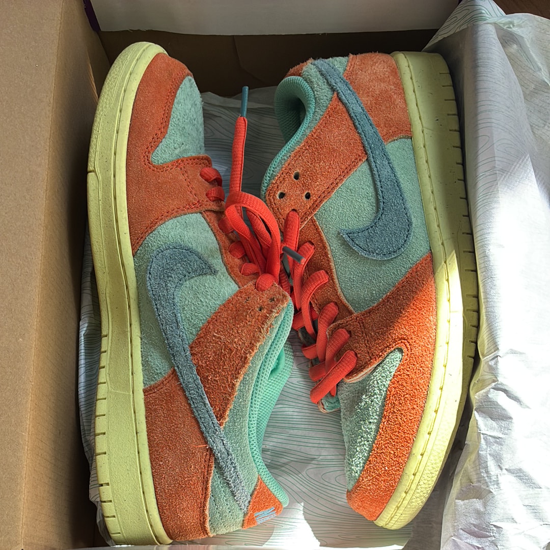 Nike SB Dunk Low Pro PRM "Orange and Emerald Rise"