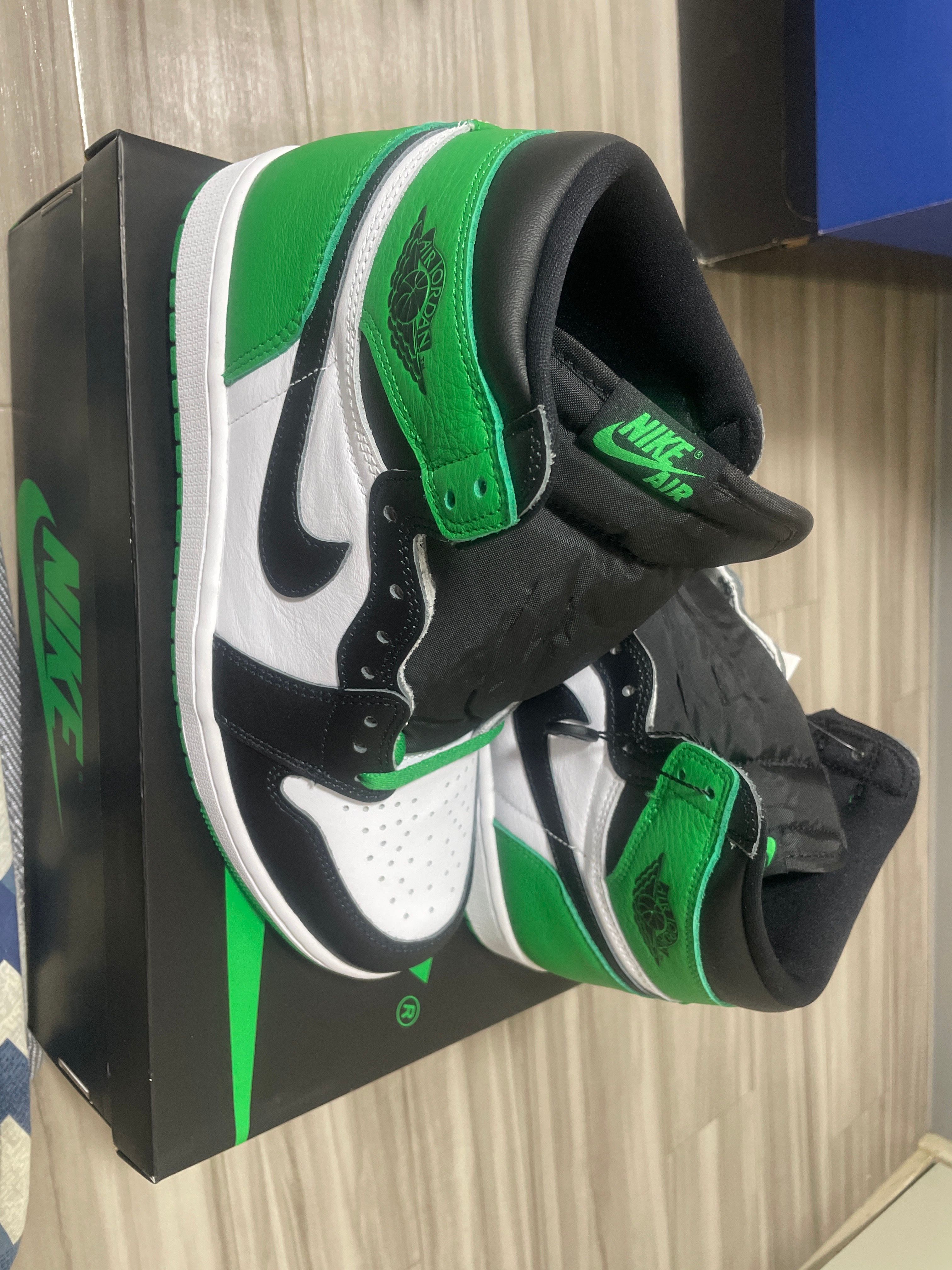 Nike Air Jordan 1 Retro High OG "Celtics/Black and Lucky Green" (2023)