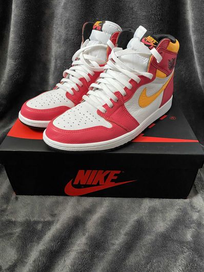 Nike Air Jordan 1 High OG "Light Fusion Red"