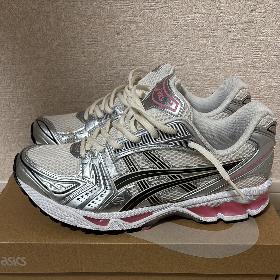 Asics Gel-Kayano 14 "Cream/Sweet Pink"