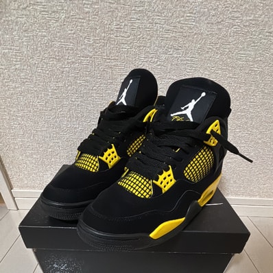 Nike Air Jordan 4 Retro "Thunder"(2023)